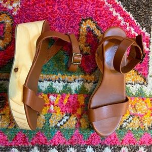 nisolo sarita size 8 whiskey